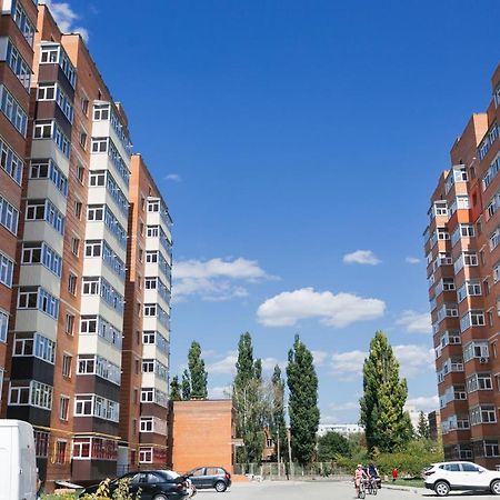 De Luxe Apartments Centr Illinskaya Sumy Exteriér fotografie
