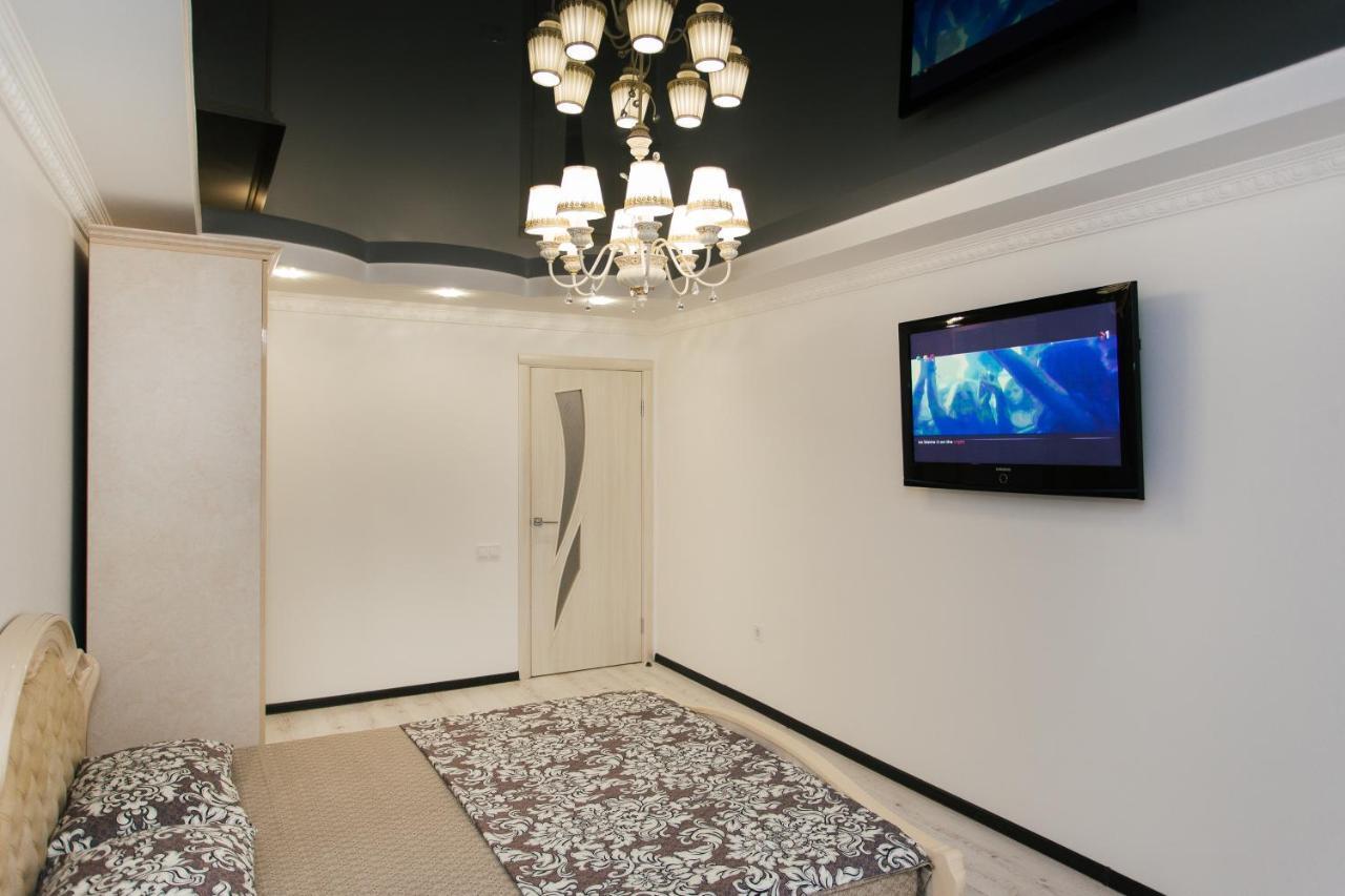 De Luxe Apartments Centr Illinskaya Sumy Exteriér fotografie