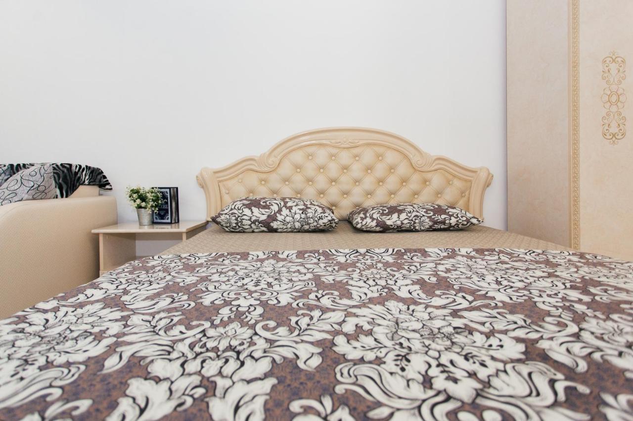De Luxe Apartments Centr Illinskaya Sumy Exteriér fotografie