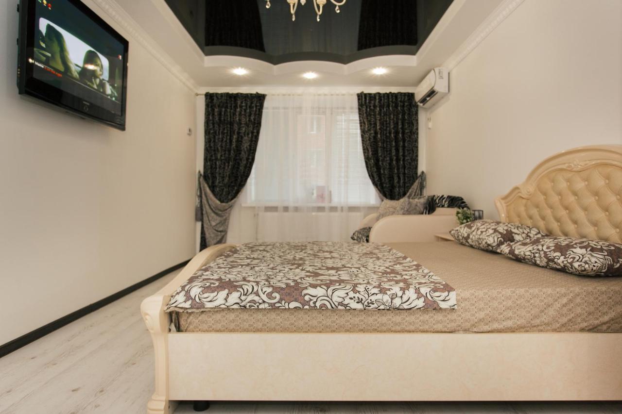 De Luxe Apartments Centr Illinskaya Sumy Exteriér fotografie