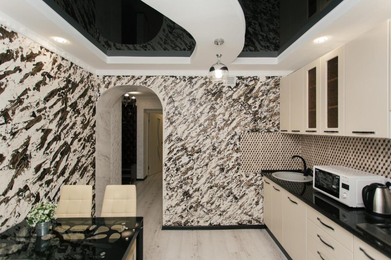 De Luxe Apartments Centr Illinskaya Sumy Exteriér fotografie