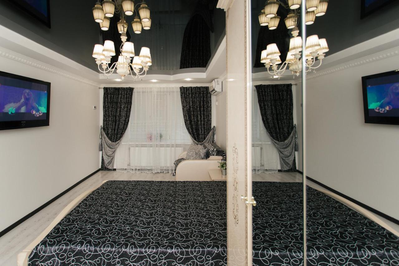De Luxe Apartments Centr Illinskaya Sumy Exteriér fotografie
